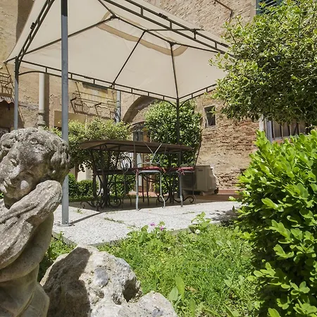 Pensionat Piazza Paradiso Siena
