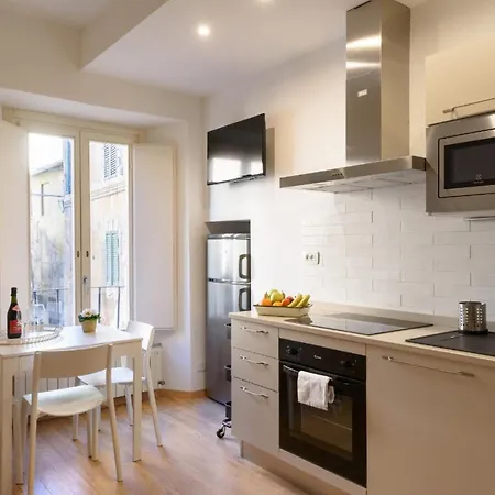 Piazza Paradiso Guest house 4*