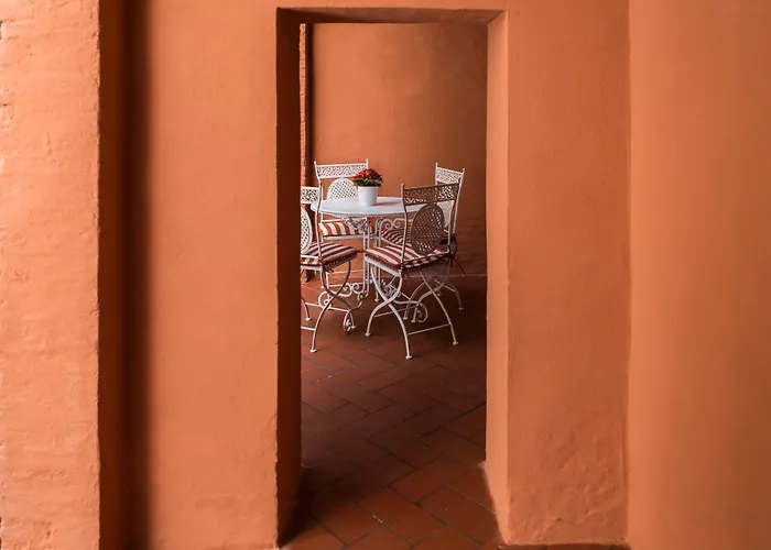 Piazza Paradiso Penzion 4*