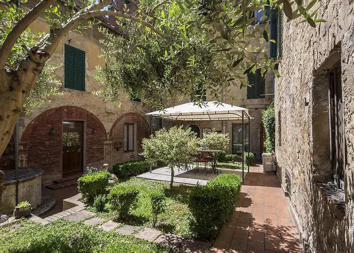 Piazza Paradiso Vendégház 4*