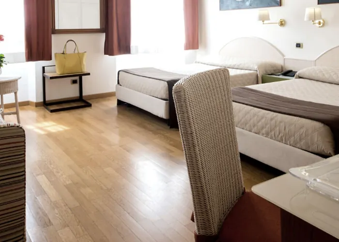 בית הארחה Piazza Paradiso