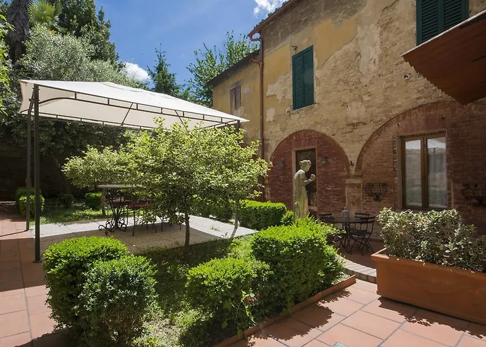 Piazza Paradiso Vendégház 4*