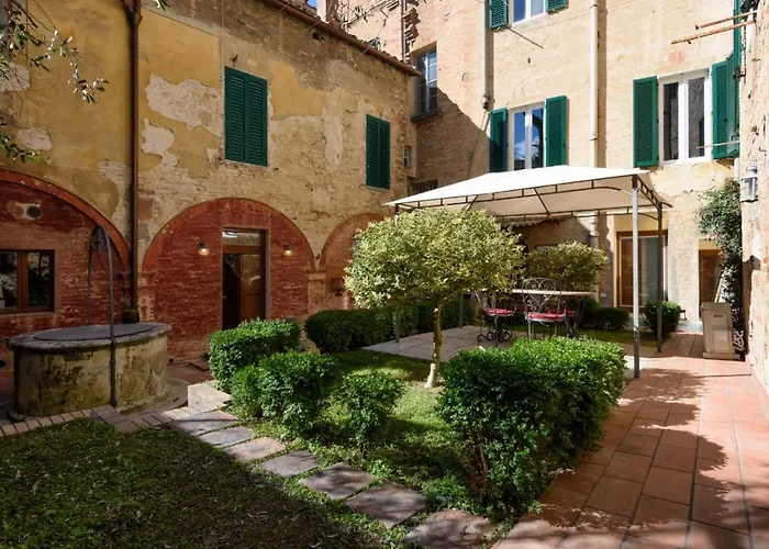 Piazza Paradiso Vendégház 4*