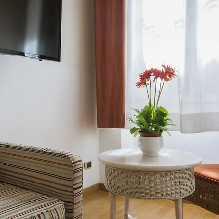 Pensión Piazza Paradiso Siena