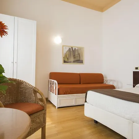 Piazza Paradiso Guest house 2*