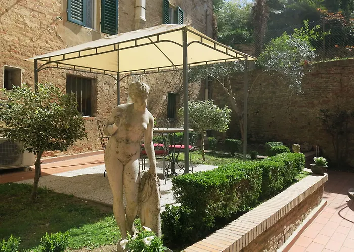 Πανσιόν Piazza Paradiso Σιένα